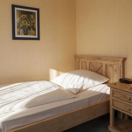 Hotel Backenkoehler Ganderkesee Eksteriør bilde